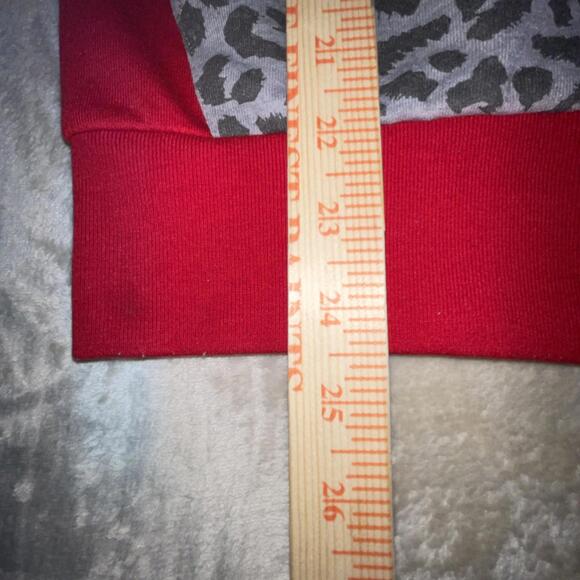 Crooks And Castles Women’s Leopard Print Full Zip Red Hoodie “F**k Wid Us” Sz M - Picture 5 of 15